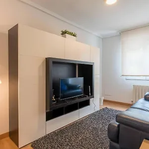 https://apartamento-en-la-ribera-bilbao-anfitrion-veronica.sansebastianhotels.net